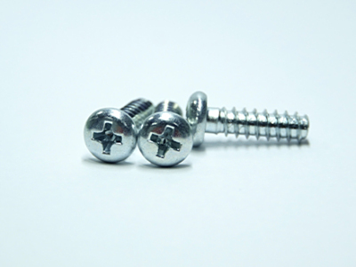 What are the performance characteristics of self - tapping s